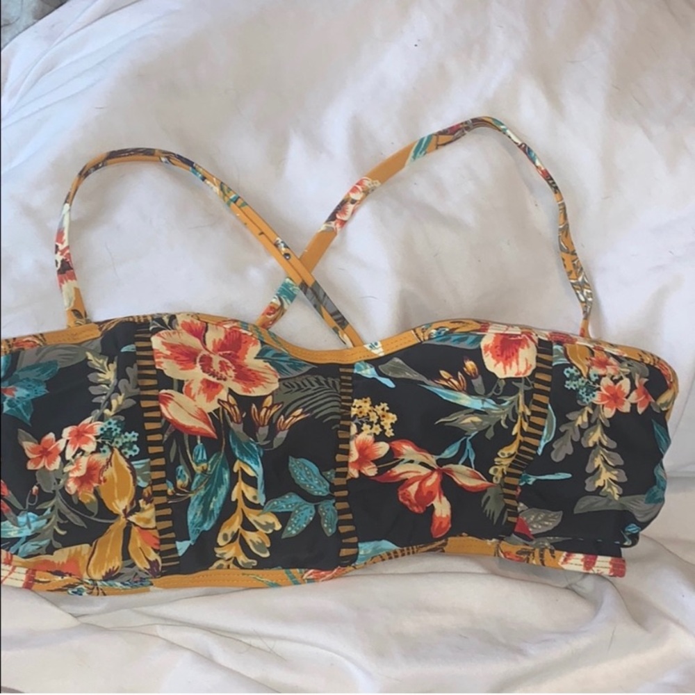 bikini top